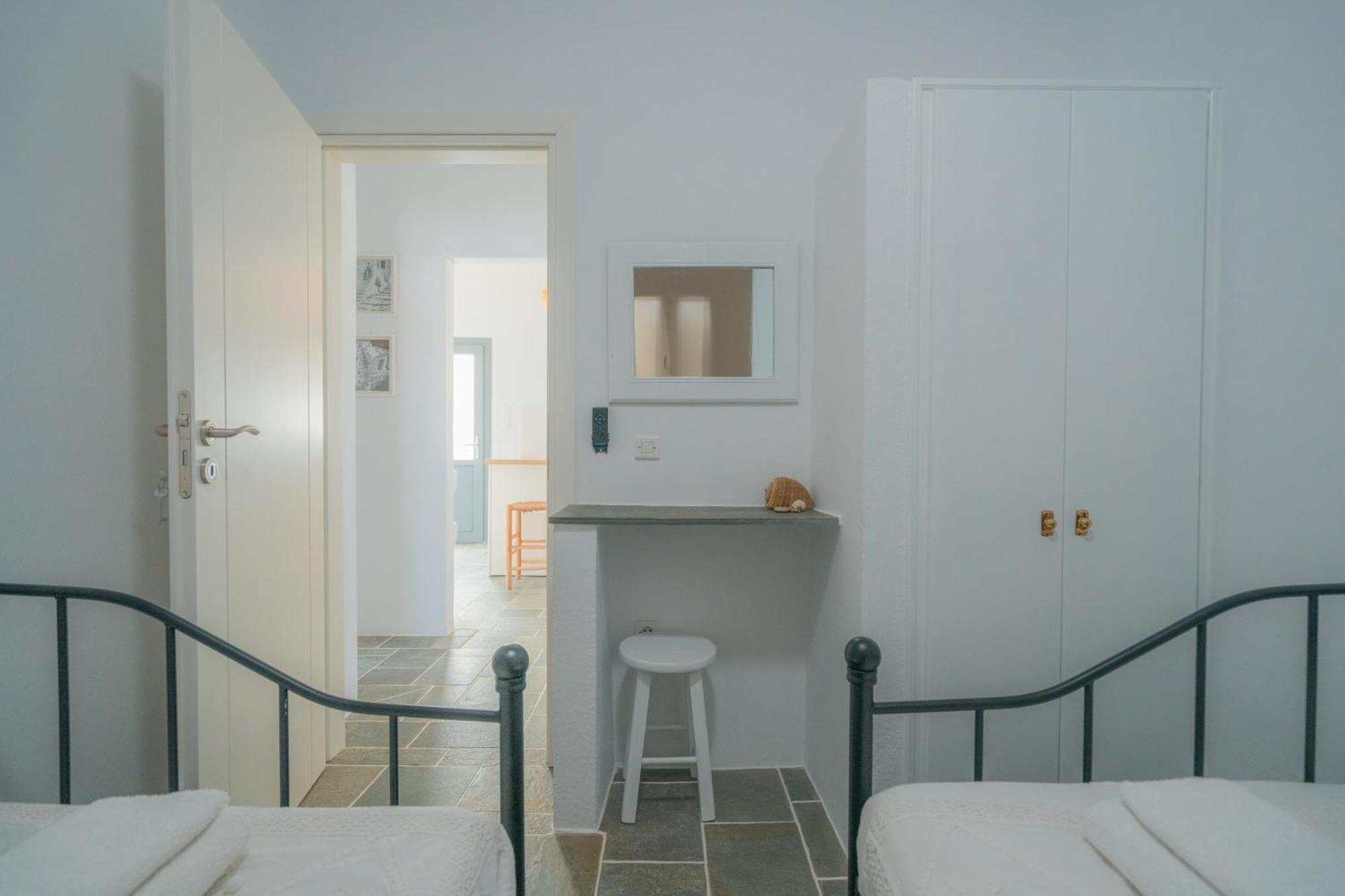 Akrogiali Pension Platis Gialos  Buitenkant foto