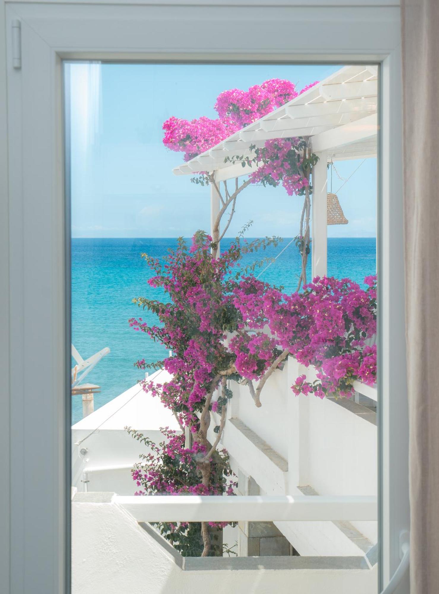 Akrogiali Pension Platis Gialos  Buitenkant foto